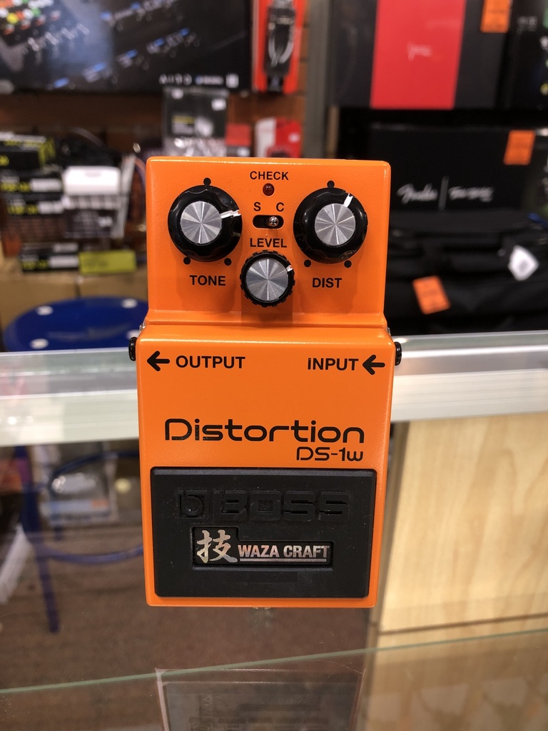 [USE-BOSS-DS1W] Pédale de distorsion Boss Waza DS-1W Distortion - Usagée