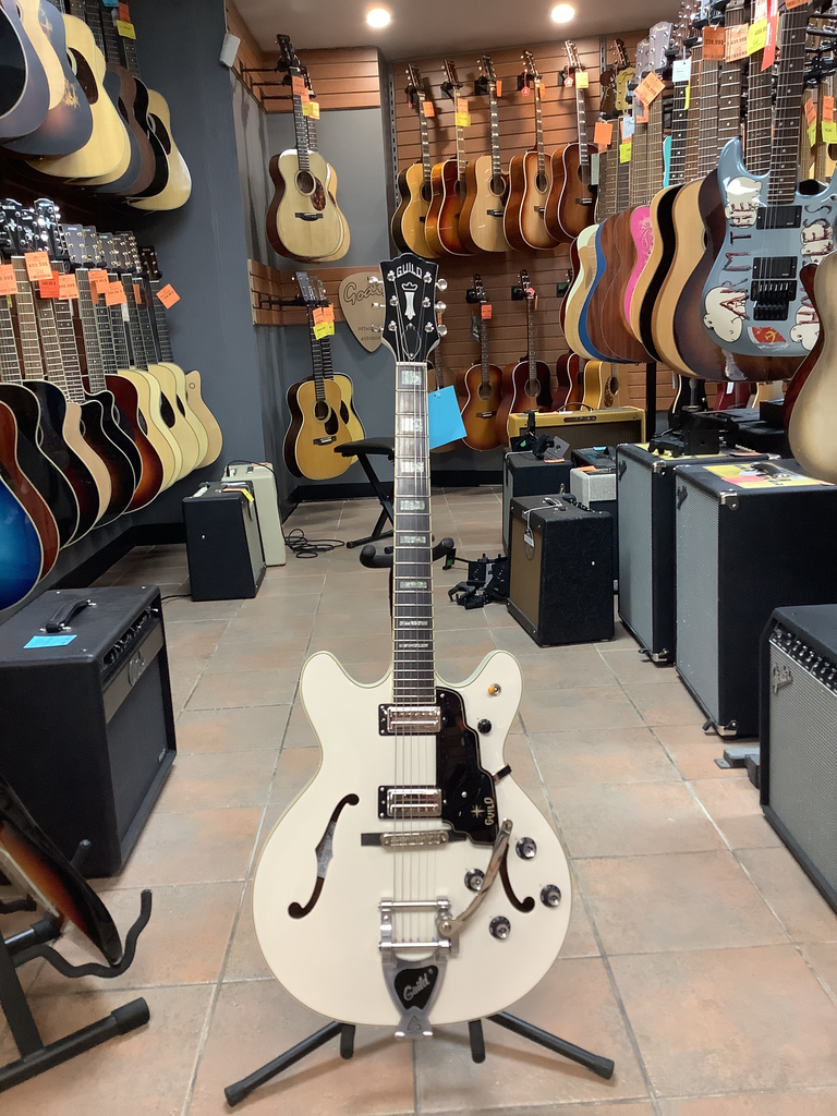 [USE-GUILD-STARFIRE] Guitare électrique Guild Newark St. Starfire V Snowcrest White 2021 - Usagée